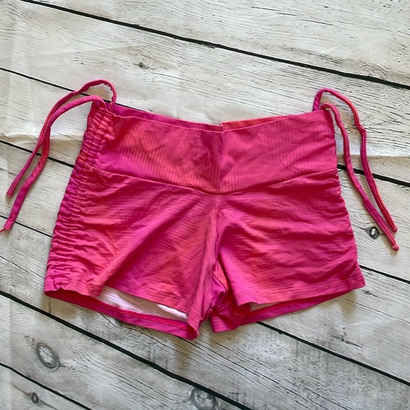 Lalaland Yoga Shorts - Picture 1 of 4